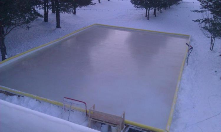NiceRink Backyard Ice Rink Kit