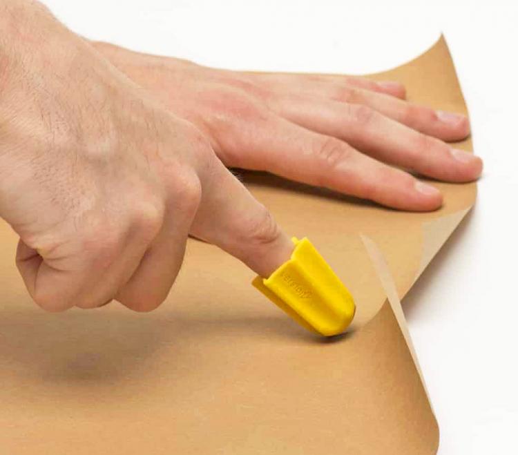 Nimble Mini Scissors Attaches To Your Finger - Mini finger blade for opening packages