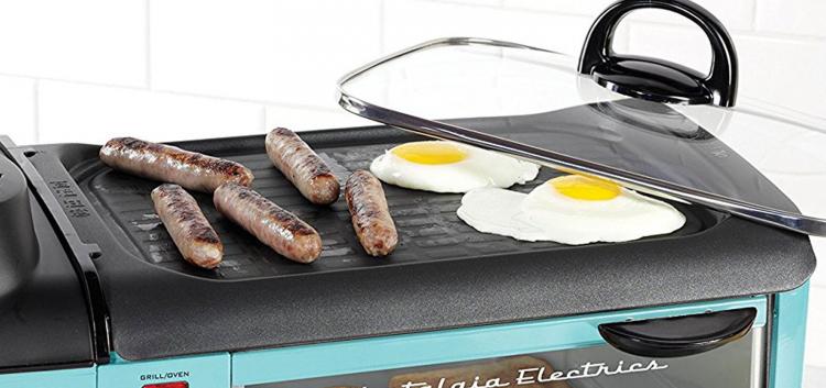 Nostalgia 3-in-1 retro 50's style breakfast station - breakfast appliance combines coffee maker, cooking griddle, and toaster-oven