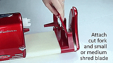 Nostalgia Electric Retro '50s fruit and vegetable peeler - Auto Peeler, Spiral Cutter, and Shredder Kitchen Appliance