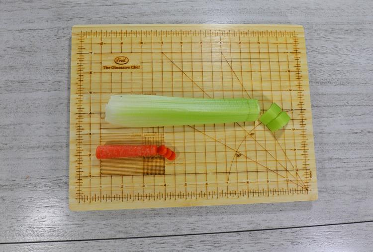 OCD Cutting Board - Obsessive Chef Cutting Board - Cutting Board with grids for precise cuts