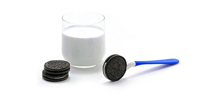 Oreo Dipping Spoon