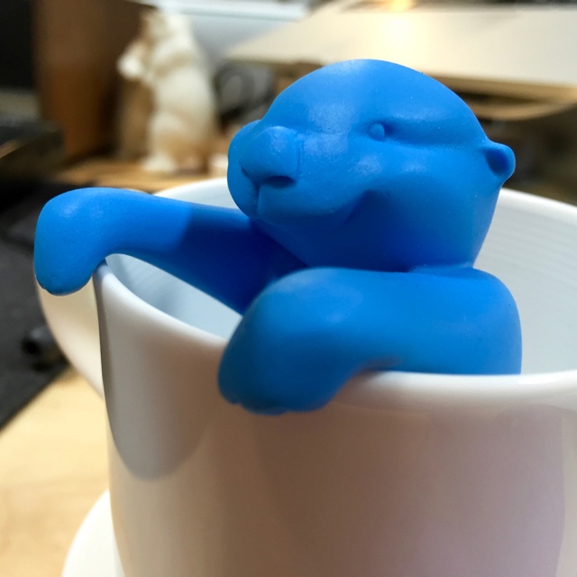 Cute tea otter infuser