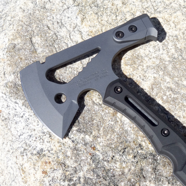 Ouland Multi-Mission - Multi-Tool Survival Axe