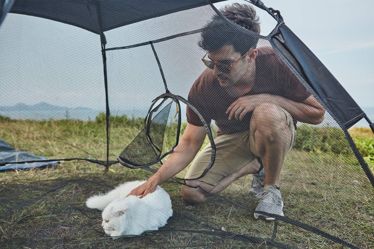 Outdoor Cat Tent With Tunnel