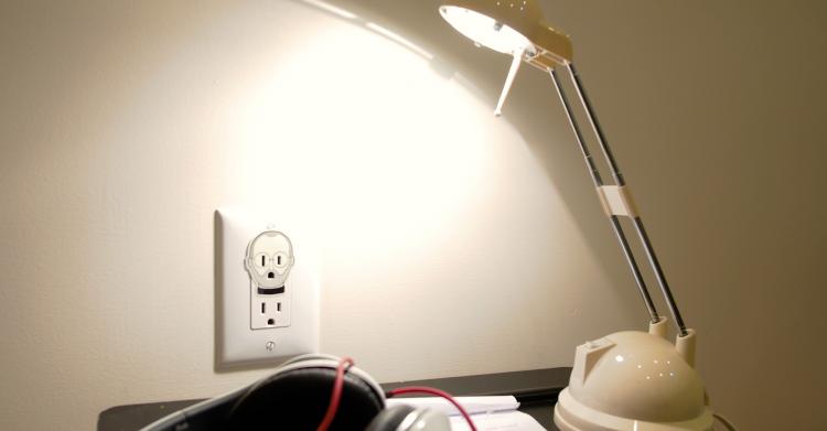Urban Outlights - Glow-in-the-dark outlet decals - Steve Jobs outlet Decal - Outlet night-light decal