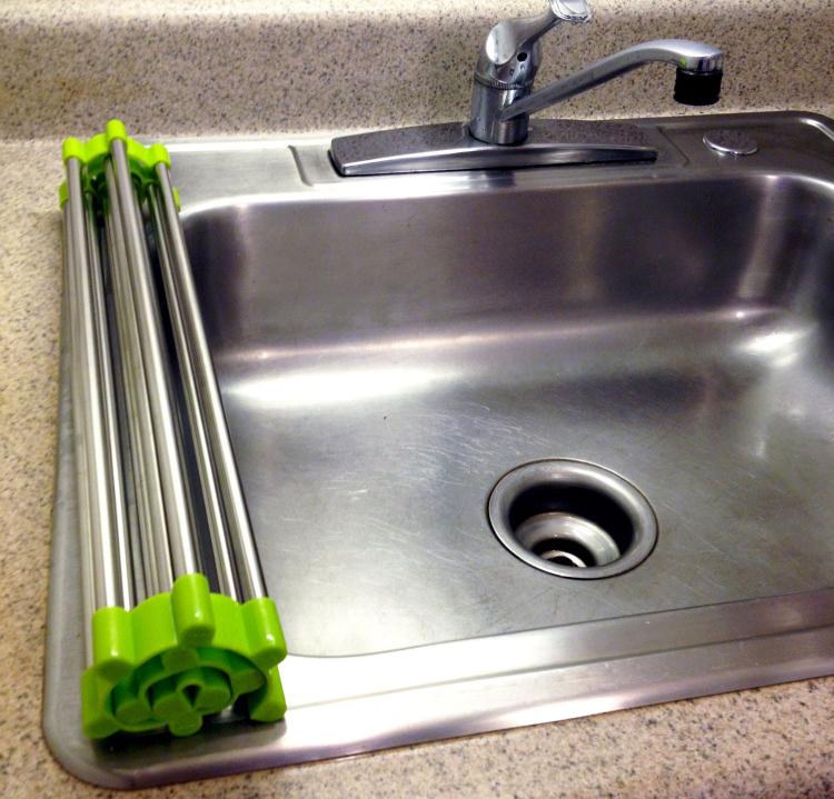 Over The Sink Roll-Up Drying and Rinsing Rack