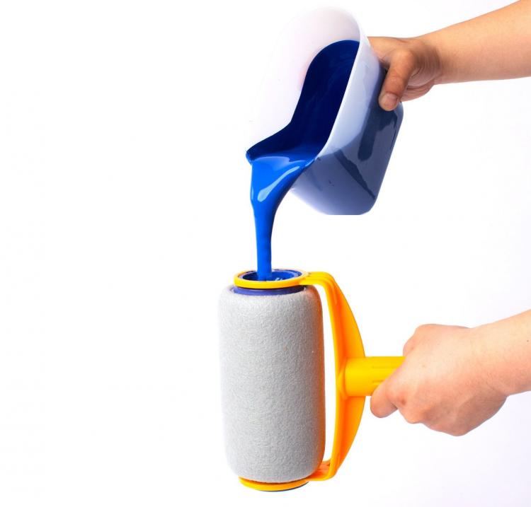 Renovator Paint Runner Pro - Paint Roller That Holds Paint - Never ending paint roller