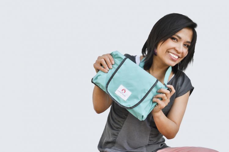 Peke Buo Portable Diaper Changing Station - Best portable diaper changing bag