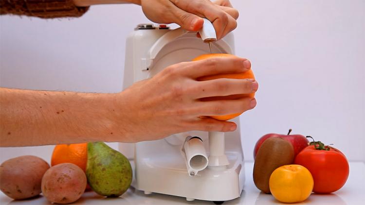 Pelamatic Orange Peeler Pro - Peelamatic automatic fruit and vegetable peeler
