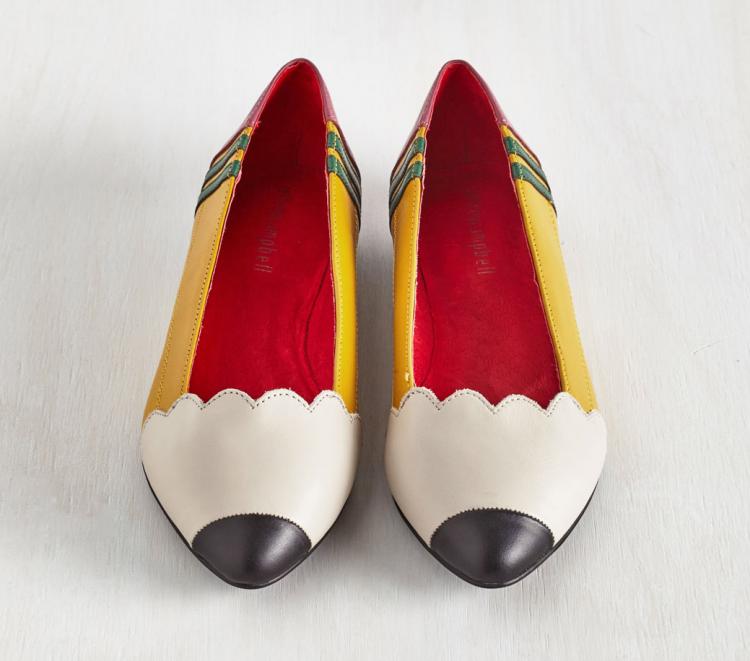 Pencil me in flats - Shoes That look like pencils