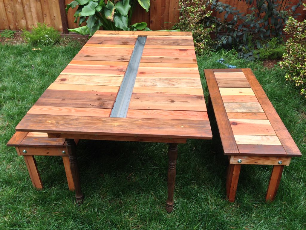 Picnic Tables With Built-In Drink Cooler Troughs - DIY picnic table drink trough