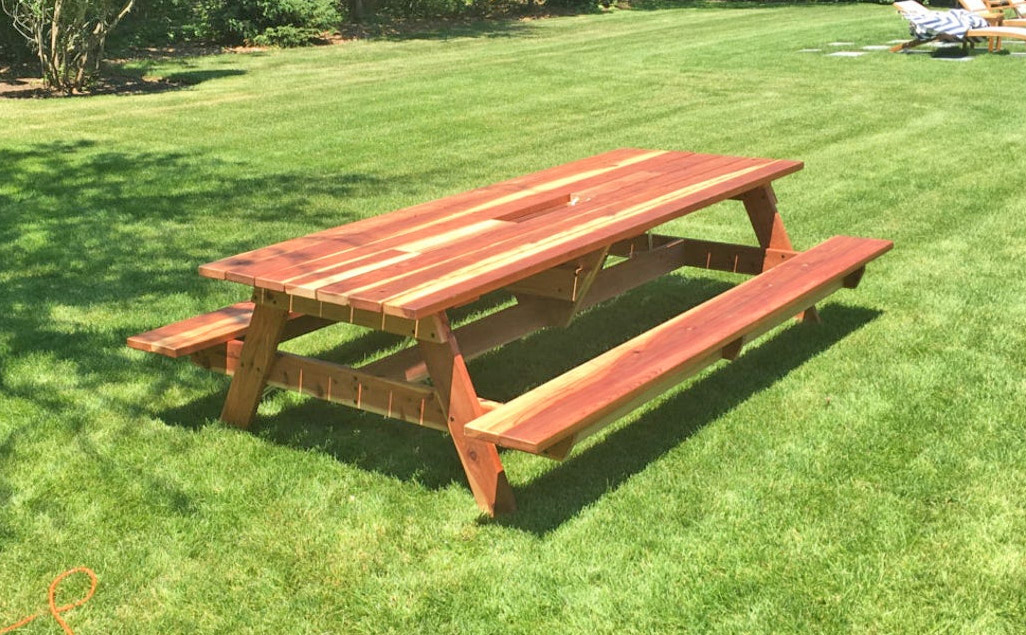Picnic Tables With Built-In Drink Cooler Troughs - DIY picnic table drink trough
