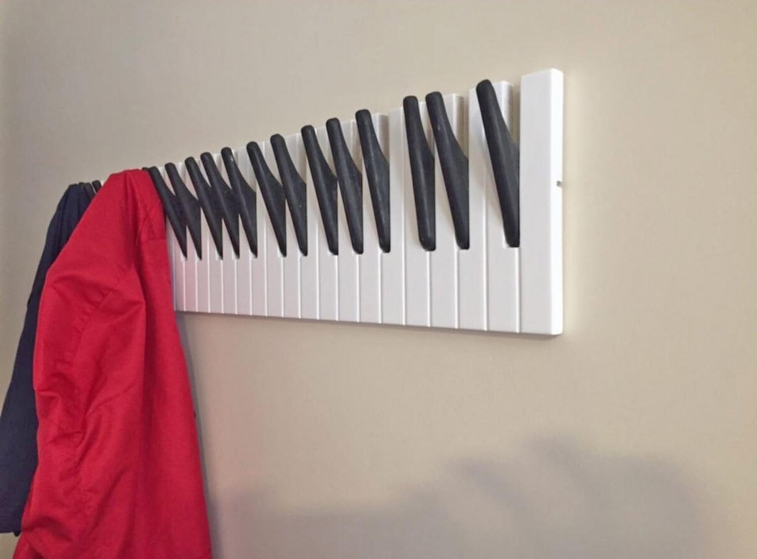 Piano Keys Coat Rack - Wall-Mounted Coat Hook keyboard keys coat rack