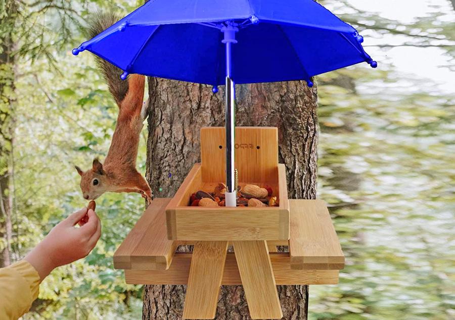 Picnic Table Squirrel Feeder With Umbrella