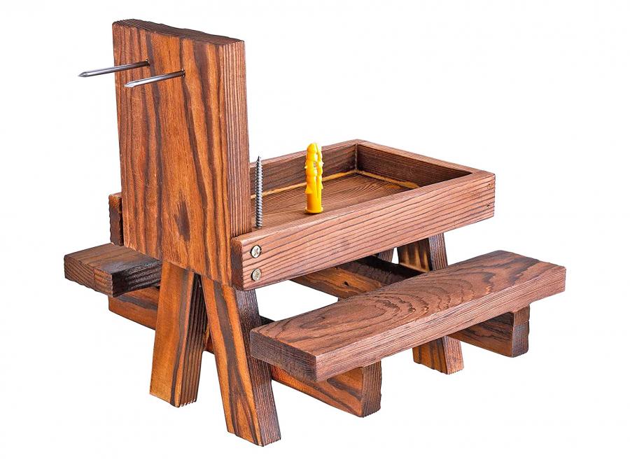 Picnic Table Squirrel Feeder With Umbrella