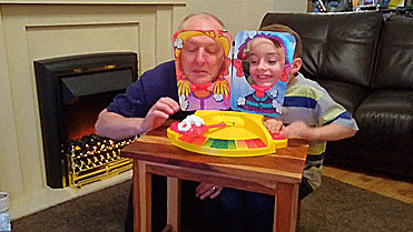 Pie Face Showdown Game - Pie in the face game - 2nd Generation pie face game