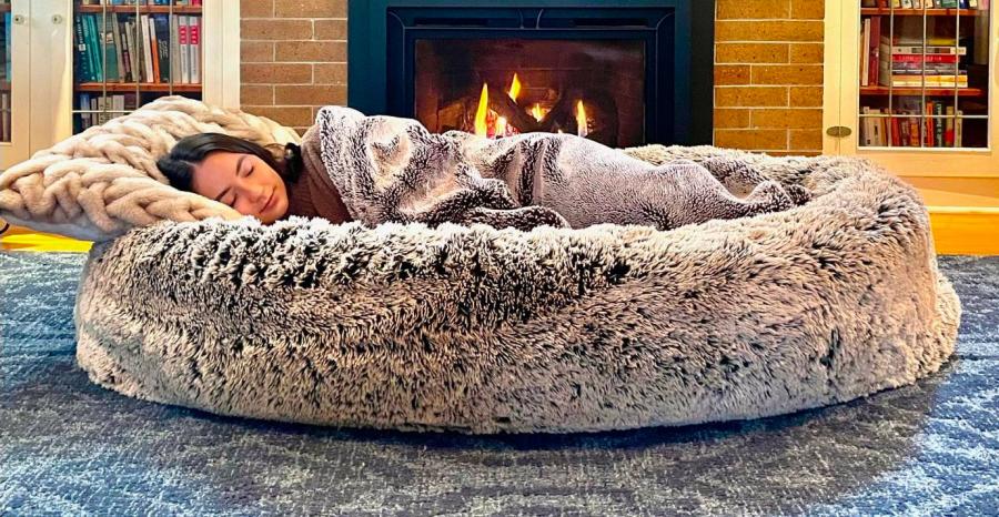 Plufl Giant Dog Bed For Humans