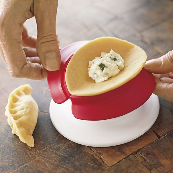 Pocket Dumpling Maker - Dumpling Maker Press
