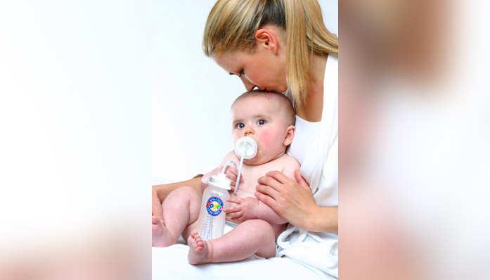 Podee Hands-Free Baby Bottle Feeder System - Long tube pacifier bottle feeder - car seat hands-free baby feeder
