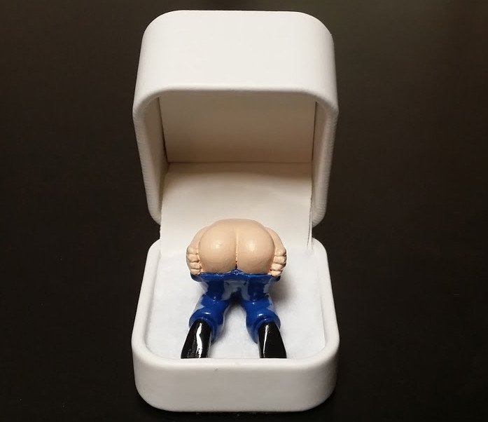 The Moon Ring - Prank Engagement Ring - Farting Engagement Ring Box