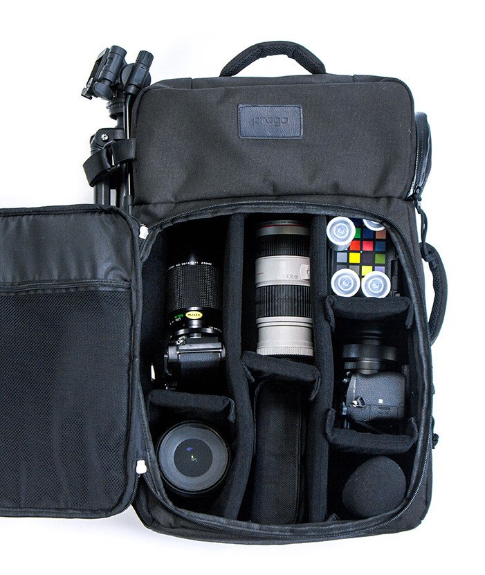 Smart Travel Luggage Backpack - Luggage with charger and removable shelving