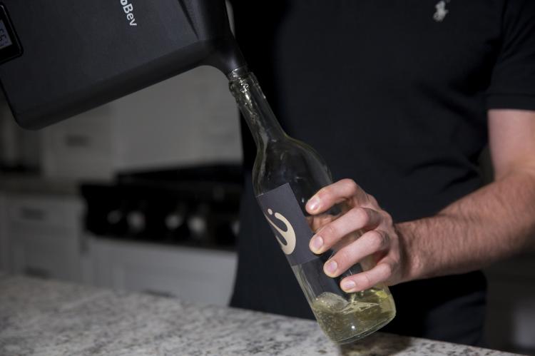 ProntoBev Wine Chiller - Cools Your Drinks In 30 Seconds