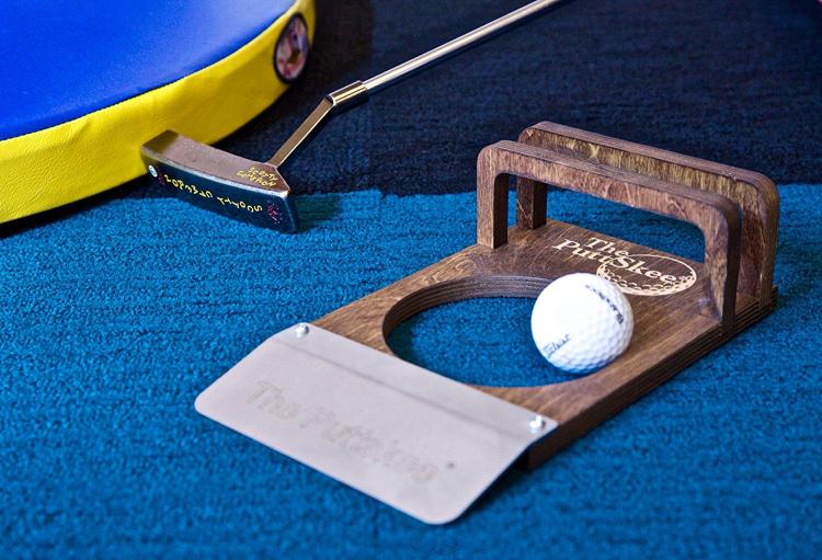 PuttSkee Putter Camera Holder - Puttskee PuttCam - Mobile putting green with smart phone camera holder