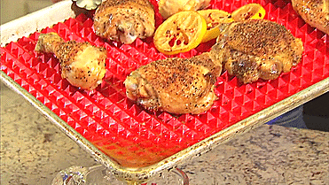 Pyramid Pan: Cooks Food Evenly - No Stick cooking mat
