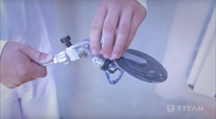 Titan Rolling Spray Guide Tool - Painting Spray Guide - Paint edges with roller - Cut in edges with spray tool
