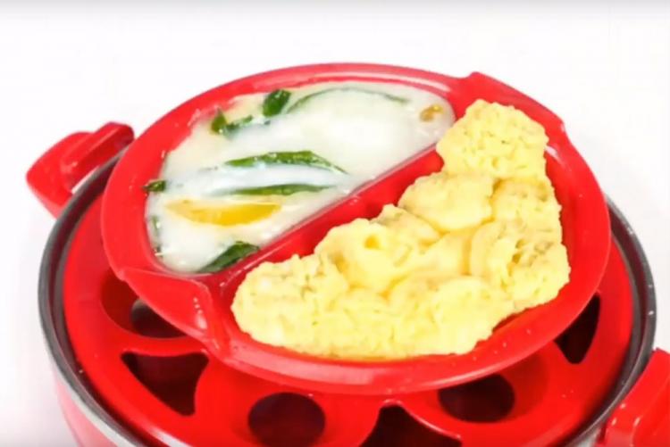 Dash Rapid Egg Cooker Hard-Boils 6 Eggs Without Having To Boil Water - Best Egg cooking gadget