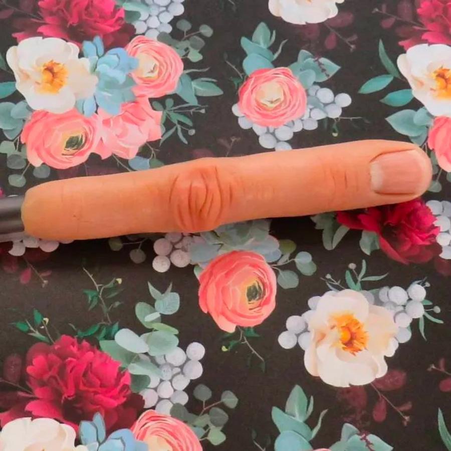 Realistic Finger Pens