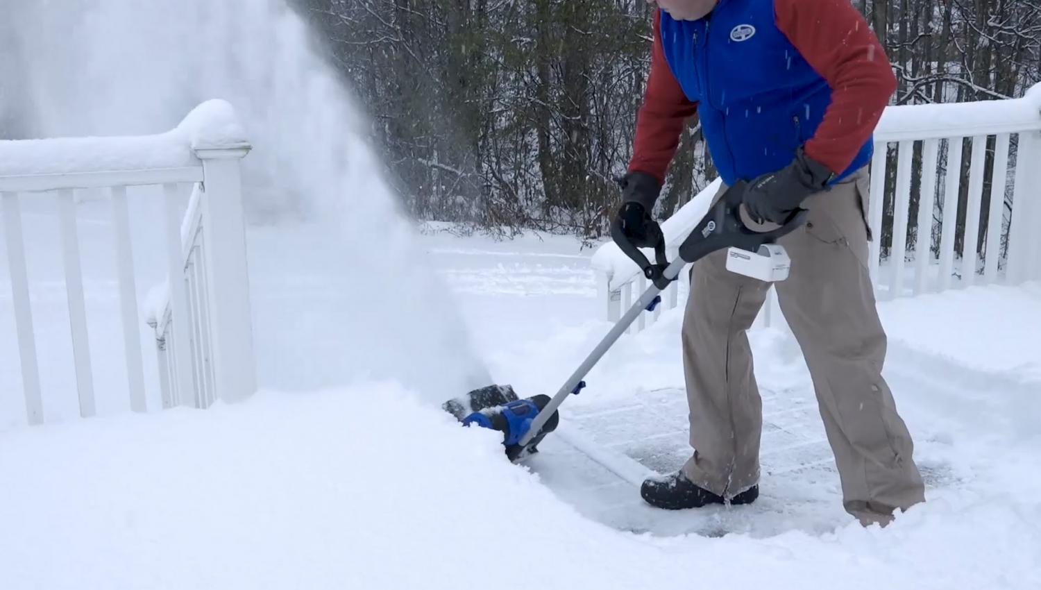 Snow Joe Rechargeable Electric Snow Shovel - Cordless electronic shovel