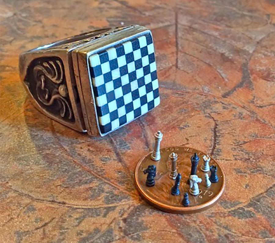 Ring Chess Board - Tiny chess board on top of ring