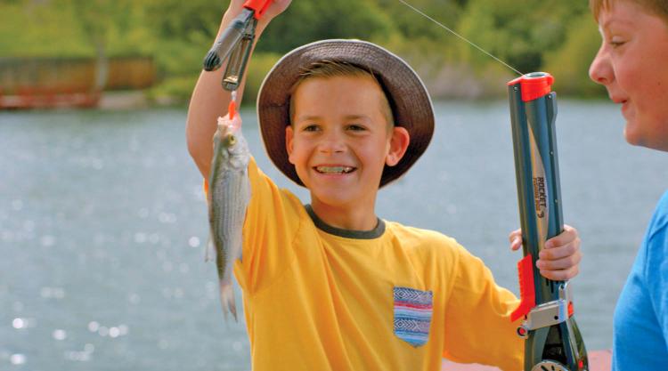 Rocket Fishing Rod - Kids Launching Fishing Rod - Fishing rod shoots out bobber instead of having to cast