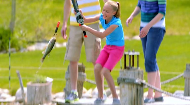 Rocket Fishing Rod - Kids Launching Fishing Rod - Fishing rod shoots out bobber instead of having to cast