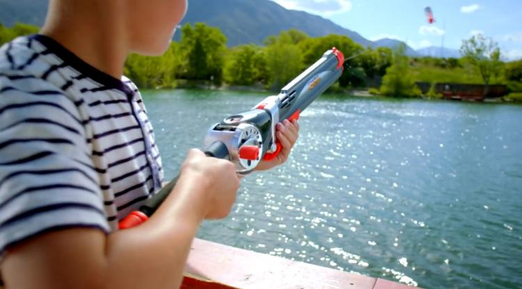 Rocket Fishing Rod - Kids Launching Fishing Rod - Fishing rod shoots out bobber instead of having to cast