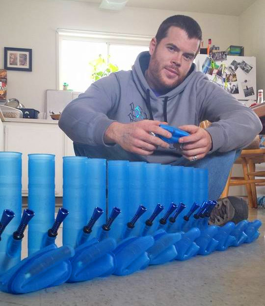 Roll-Uh-Bowl - Portable, foldable, indestructible, silicone bong