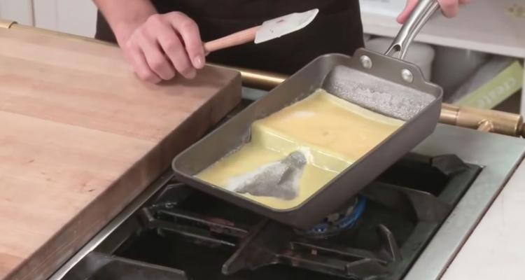 Rolled Omelette Making Pan