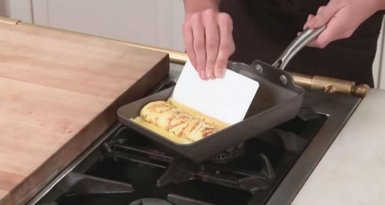 Rolled Omelette Making Pan