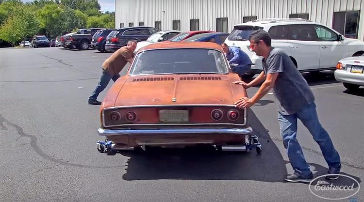 Hydraulic Car Dolly Lets You Move Your Car Around When Jacked Up - Rolling Car Jack