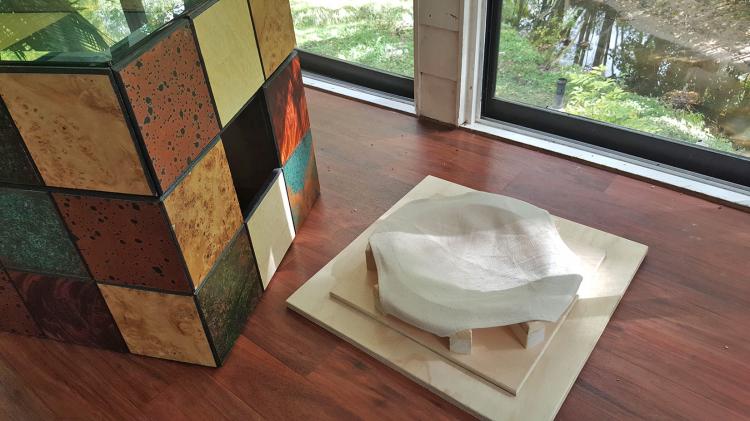 Rubick's Cube Cat Bed Table - Spinning Rubik's Cube Drawer Table