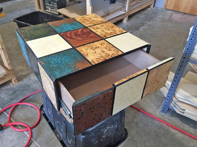 Rubick's Cube Cat Bed Table - Spinning Rubik's Cube Drawer Table