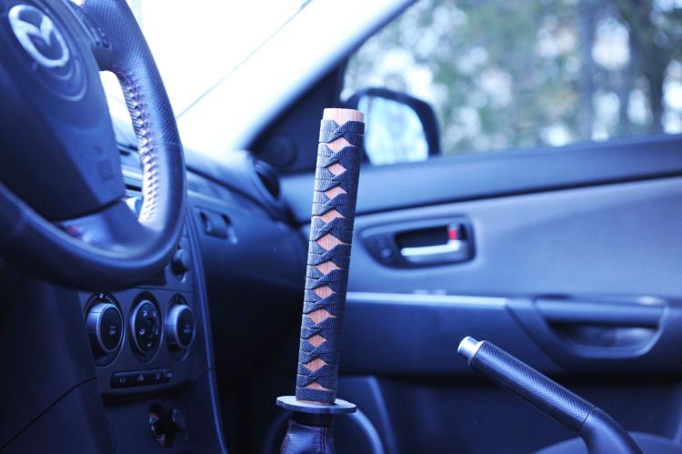 Samurai Sword Gear Stick Shifter - Katana handle transmission shift knob