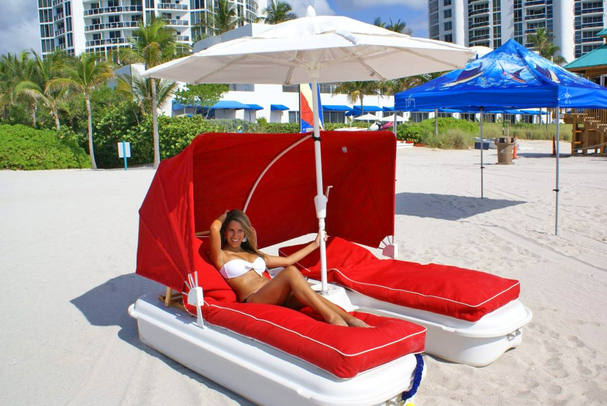 Seaduction Floats - Floating Cabana Chairs With umbrella and canopy