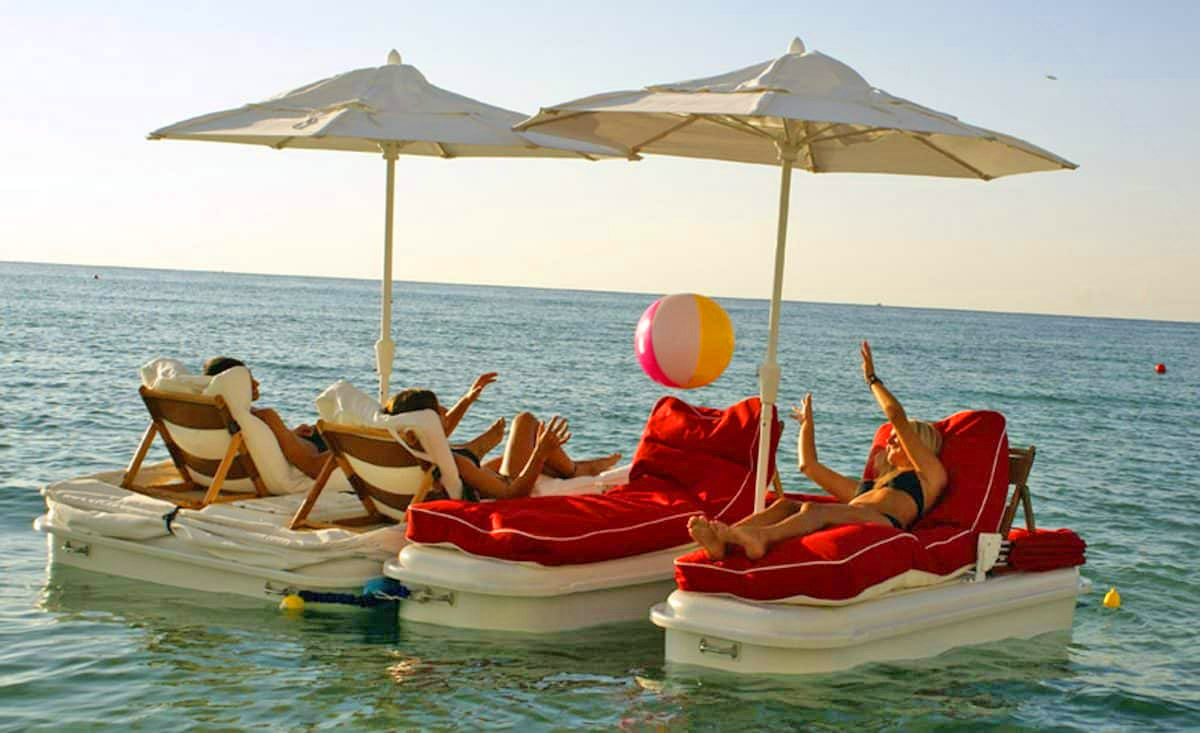 Seaduction Floats - Floating Cabana Chairs With umbrella and canopy