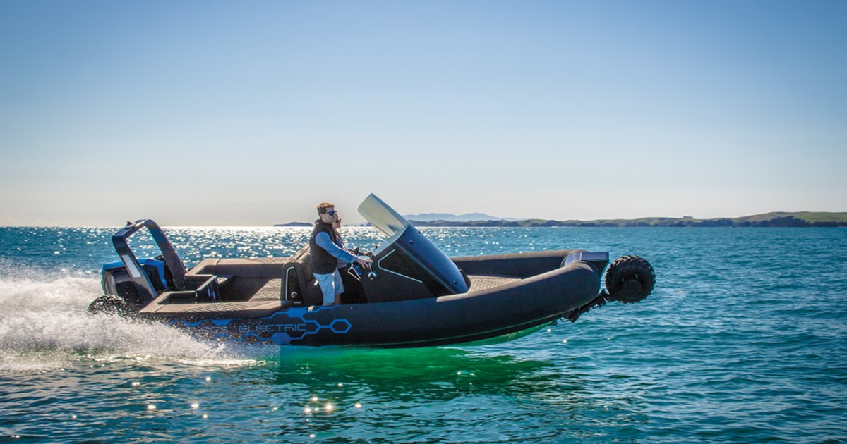 Sealegs Amphibious Boats Feature 3 Retractable Wheels To Get In and Out Of Water