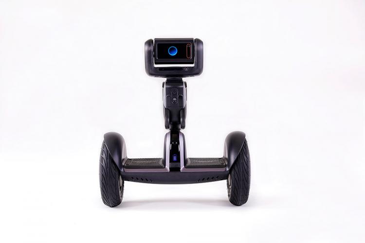 Segway Loomo Personal Robot That You Can Ride Like a Hoverboard