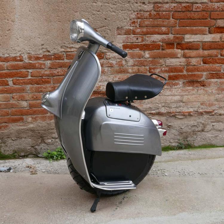 Self-Balancing Mono-Wheel Scooter Made To Look Like a Vespa - Retro Italian Vespa Scooter One Wheel
