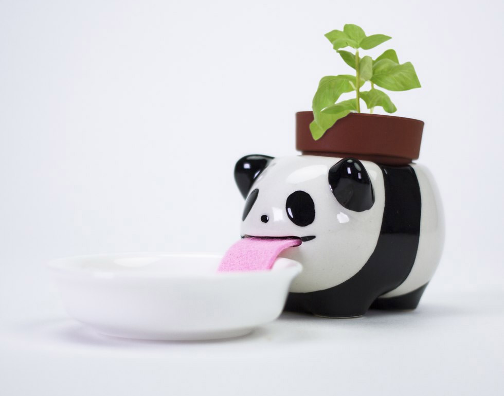 Self-Watering Animal Planters Slurp Up Their Water As They Need It